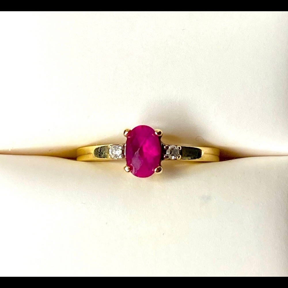 Ruby and Diamond Ring 14 Karat Yellow Gold
